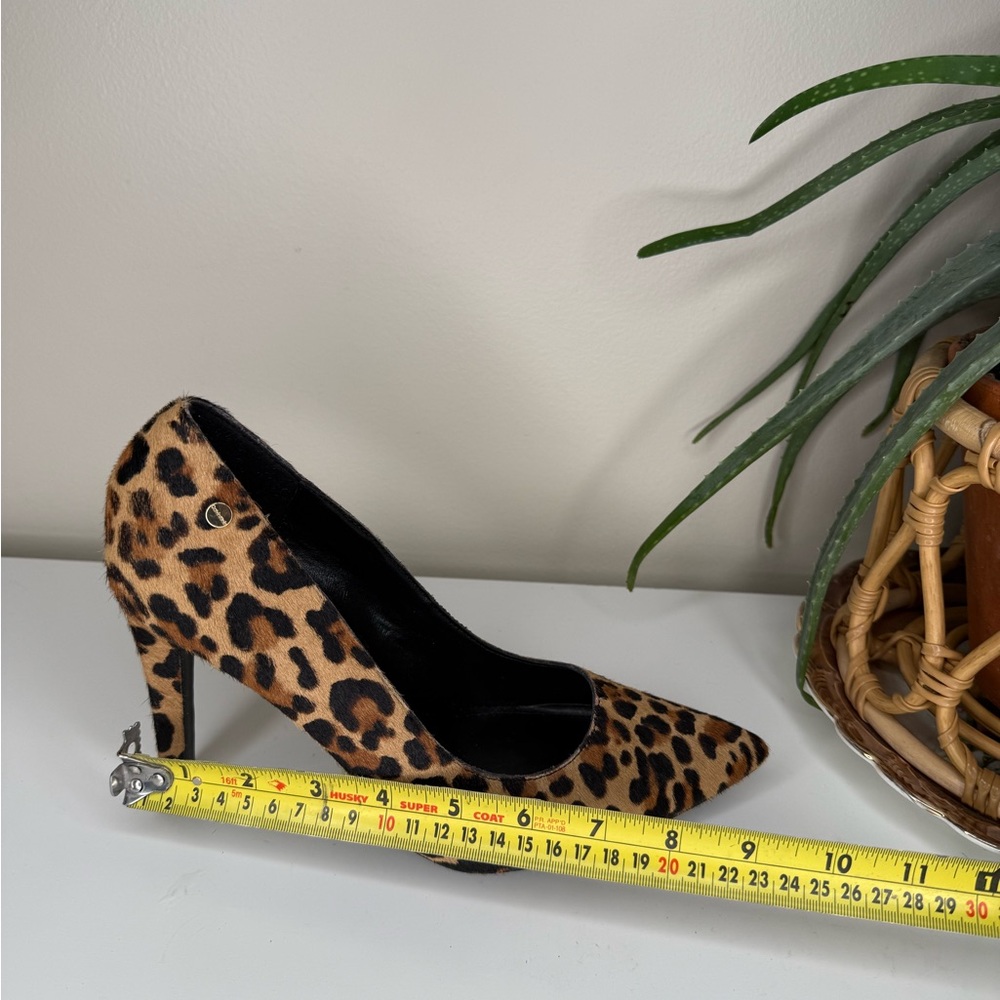 Calvin Klein Leopard Print Calf Hair Pumps Size 10 Pointed Toe Heels - Picture 10 of 12
